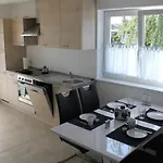 Apartment Boardinghouse37 *